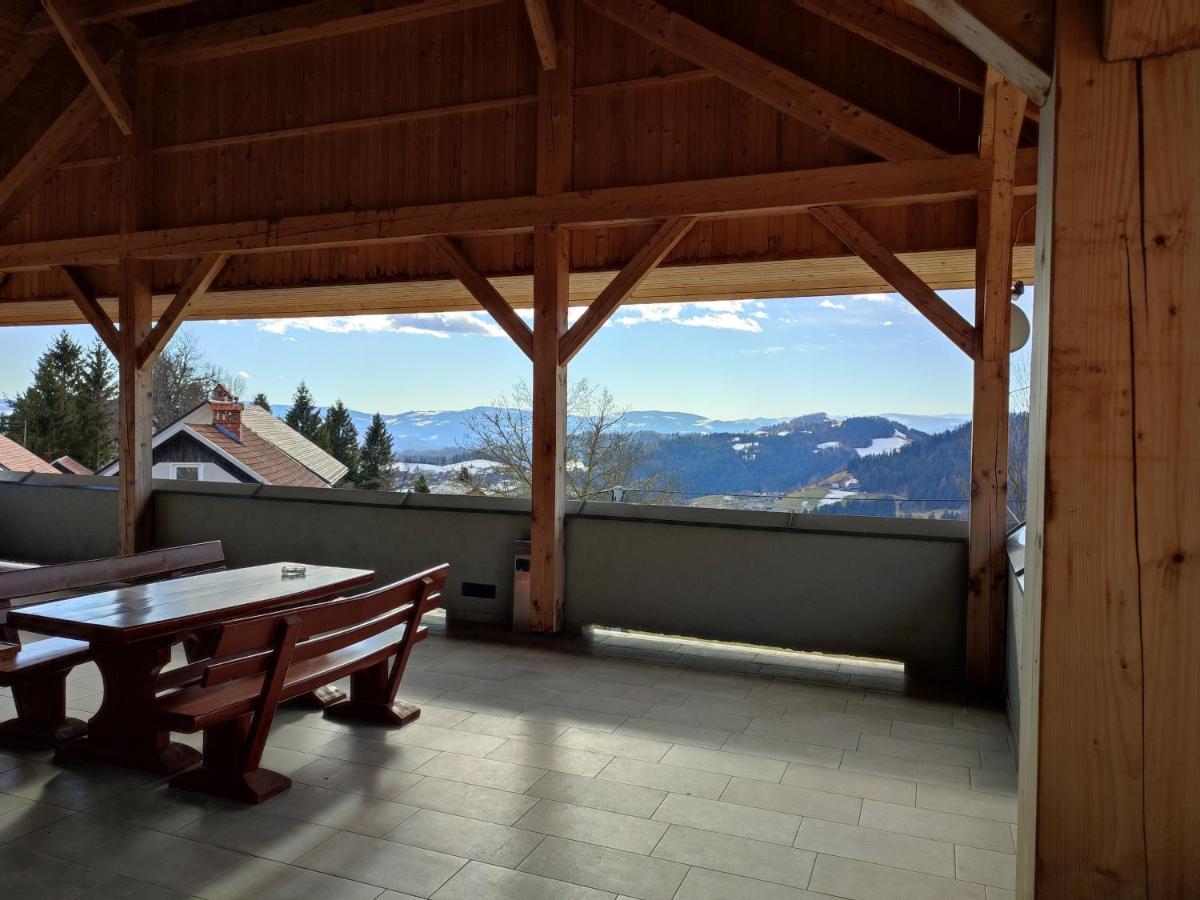 Gostilna Pension Blegos Poljane nad Škofjo Loko Exterior photo