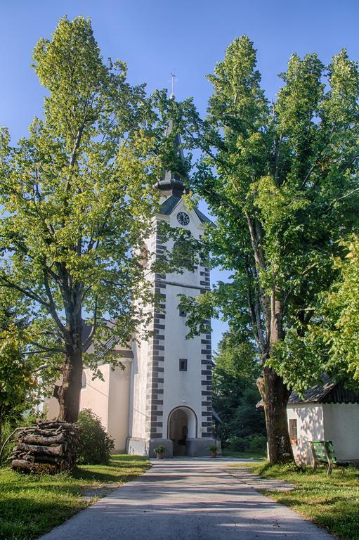 Gostilna Pension Blegos Poljane nad Škofjo Loko Exterior photo