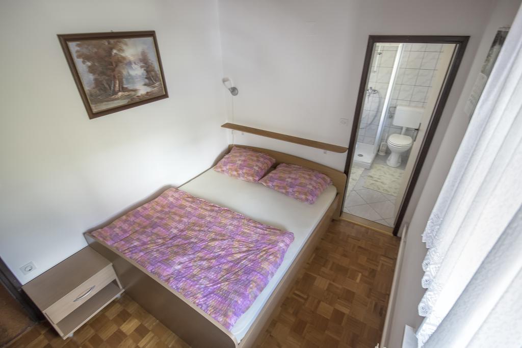 Gostilna Pension Blegos Poljane nad Škofjo Loko Room photo